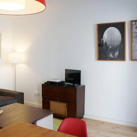 Two Bedroom Apt In Historic Location! Close To The River Lisboa المظهر الخارجي الصورة